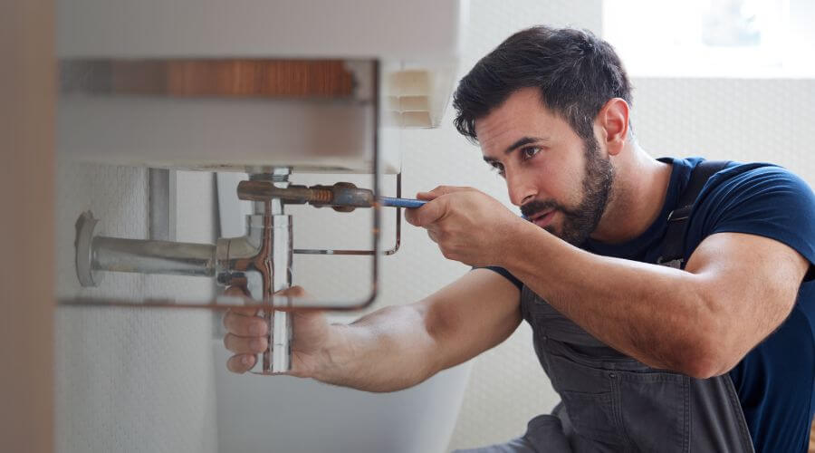 Faucet aerator cleaning/replacement in Sun River, MT